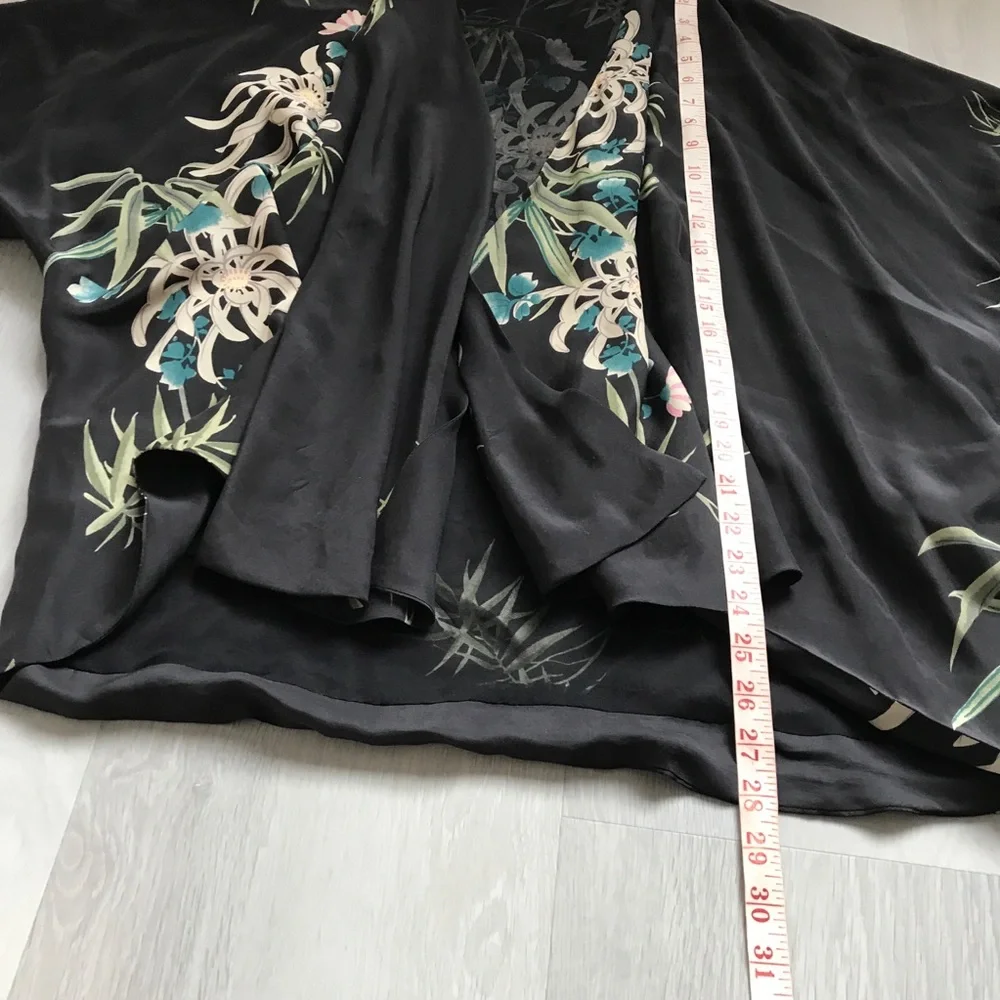ZARA 100% SILK CARDIGAN BLACK FLORAL SATIN KIMONO OPEN JACKET WOMENS MEDIUM